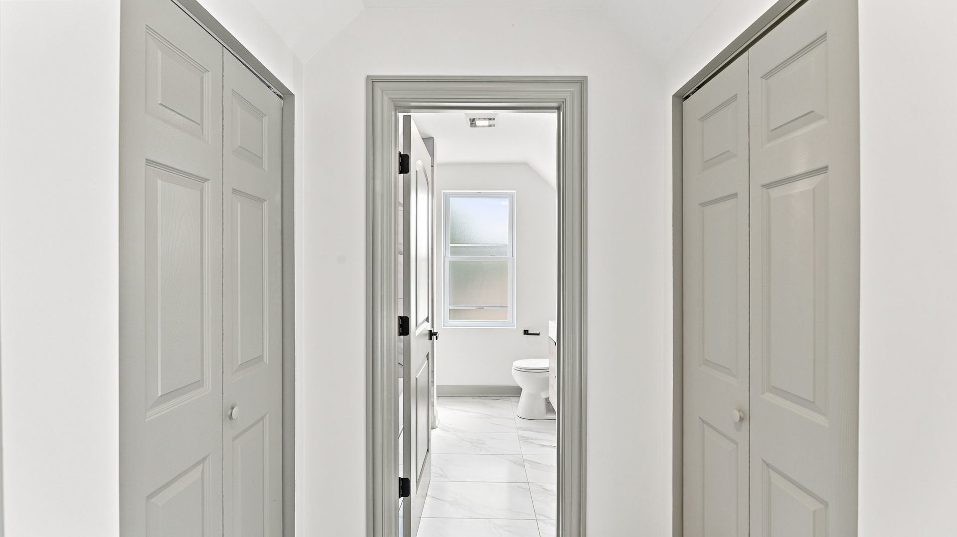 1223 W 112th Street Property Photo 20