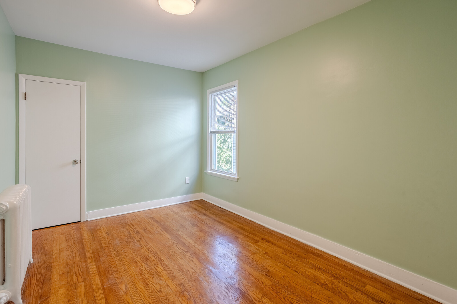 5515 N Monitor Avenue 1 Property Photo 6