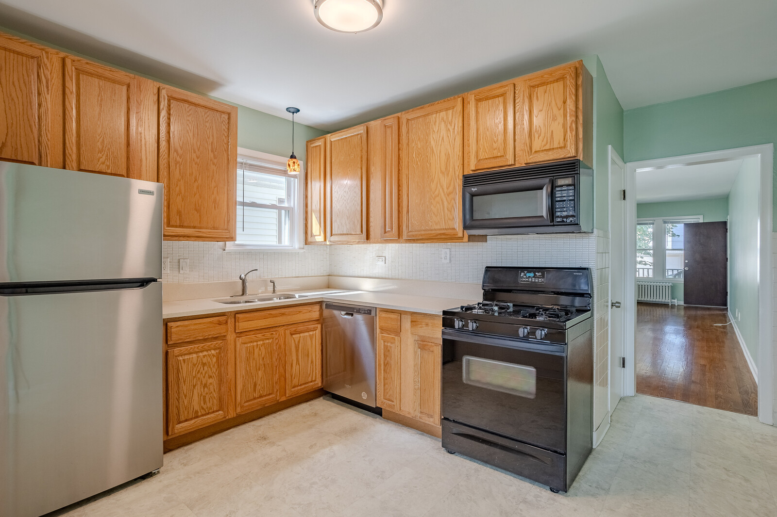 5515 N Monitor Avenue 1 Property Photo 12