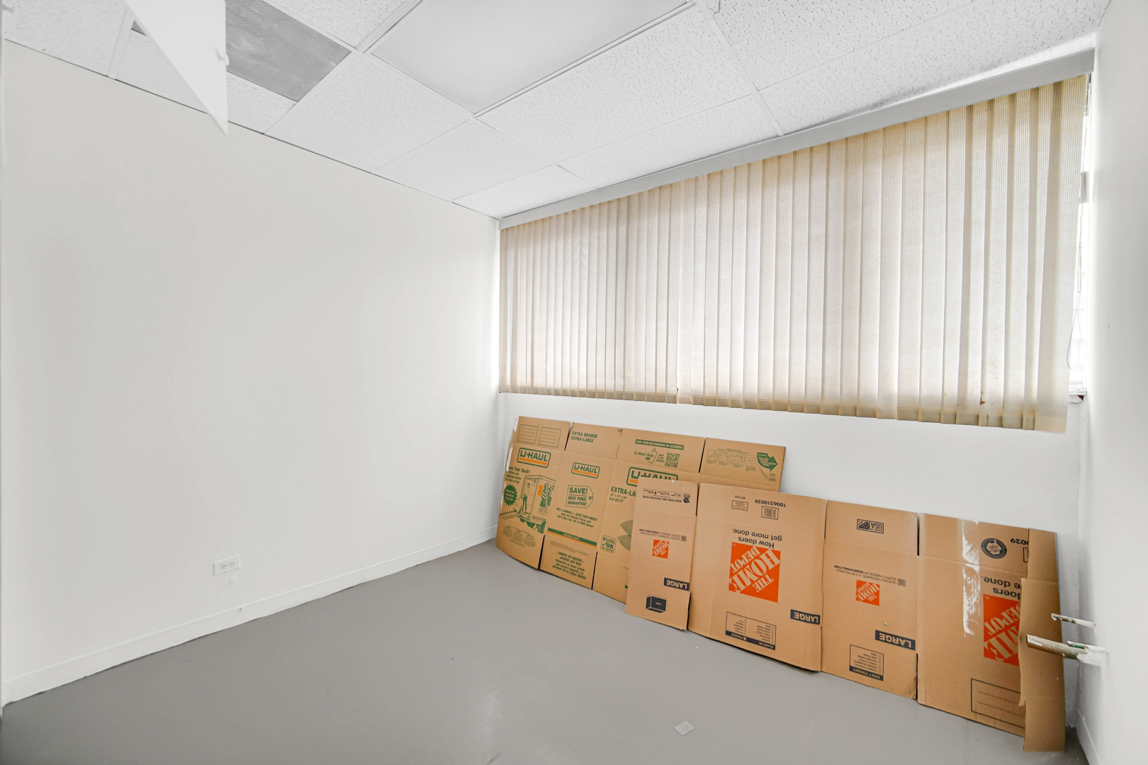 2201 W Roosevelt Road Property Photo 10
