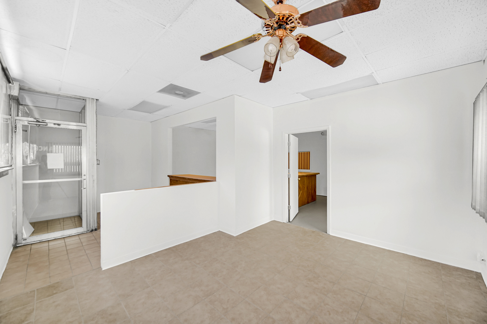 2201 W Roosevelt Road Property Photo 22