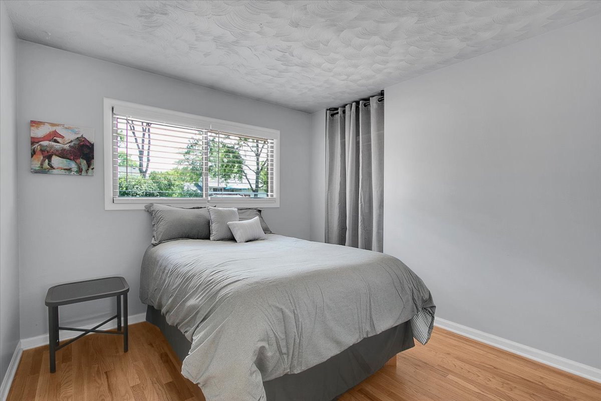7635 Walnut Avenue Property Photo 17
