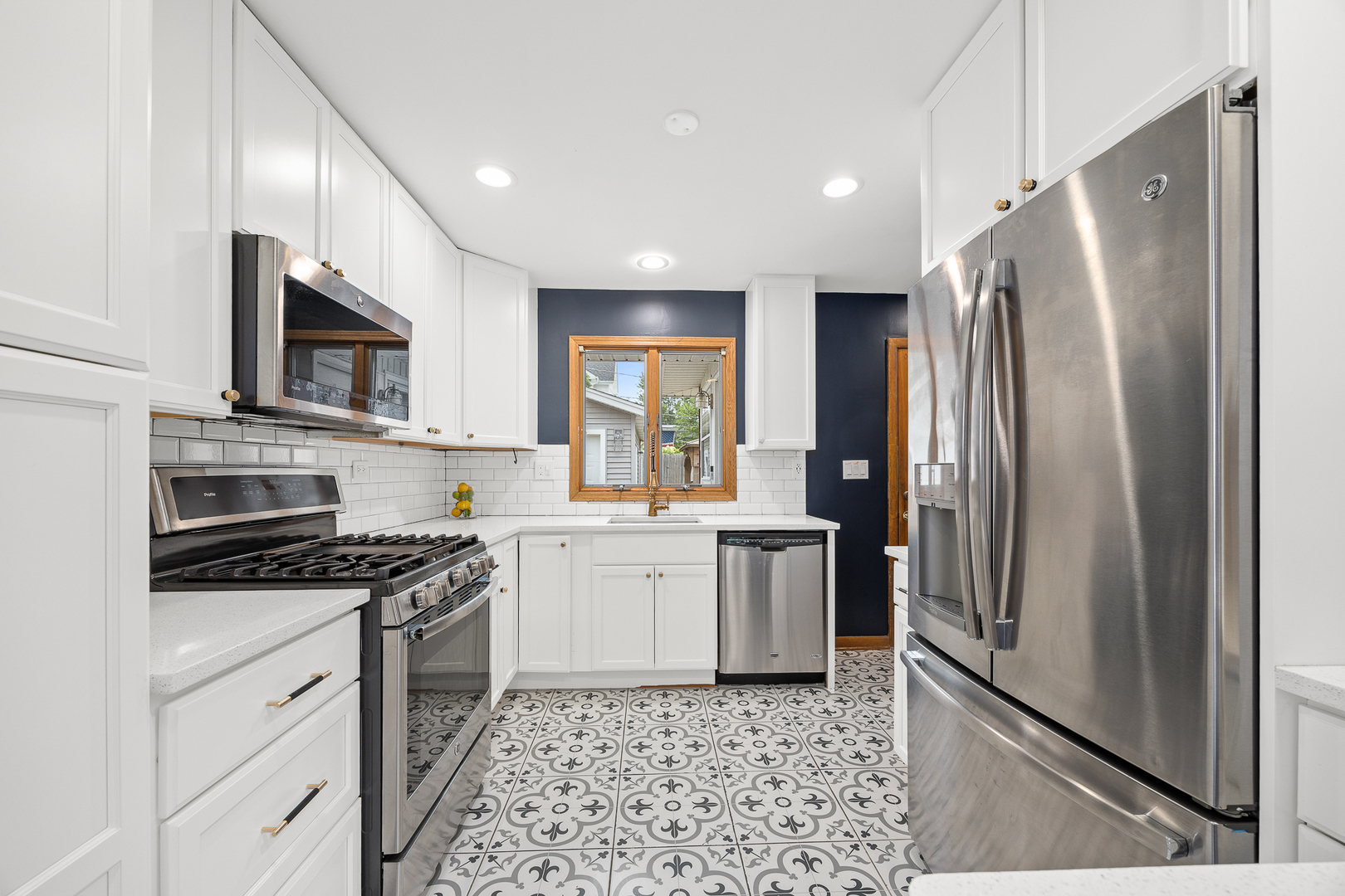 22 6th Street Property Photo 10