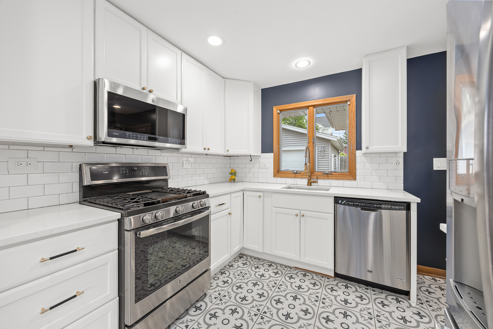 22 6th Street Property Photo 11