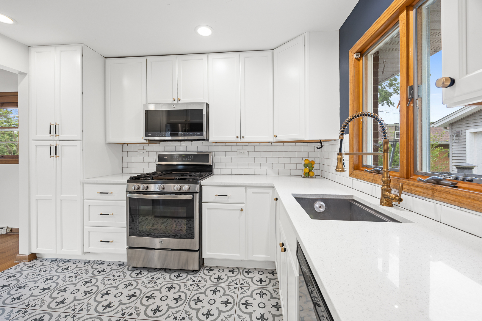 22 6th Street Property Photo 13