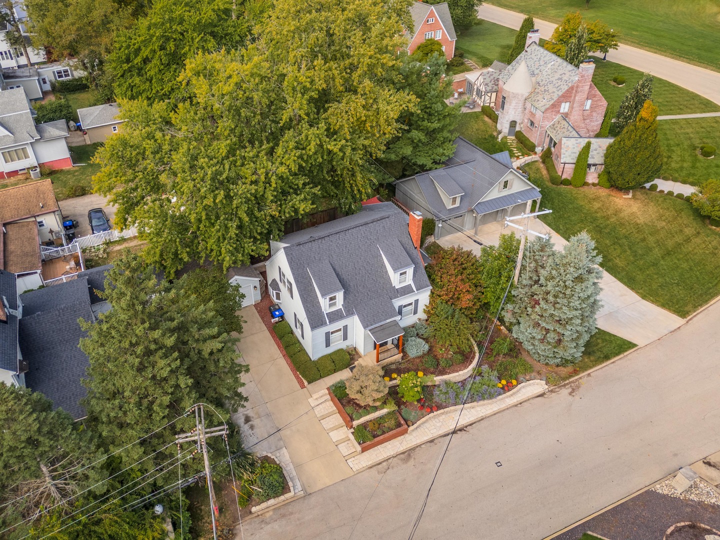 304 Perrin Avenue Property Photo 4
