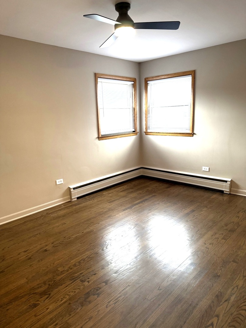 7538 Waukegan Road 2e Property Photo 2