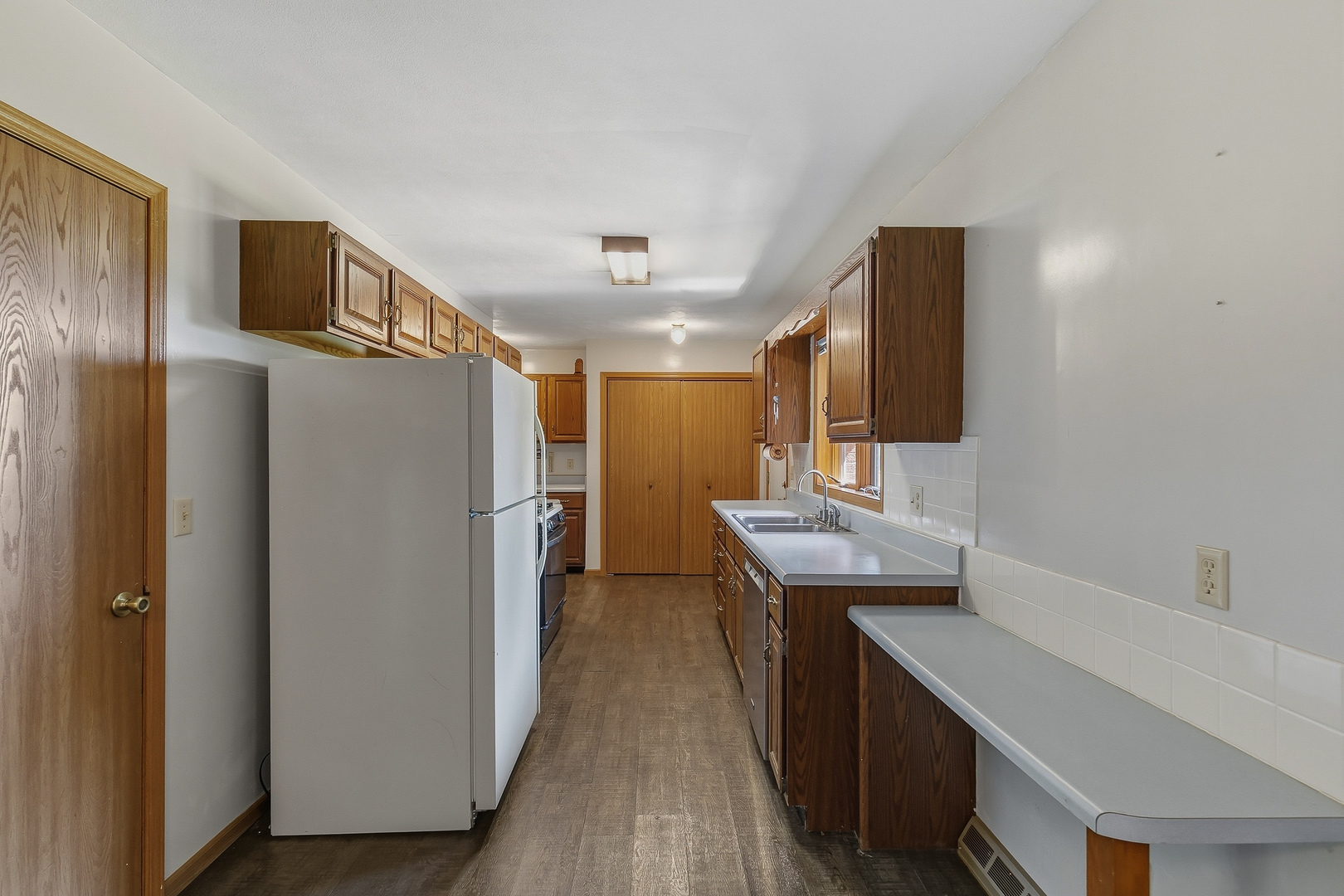 304 1st Avenue Property Photo 6