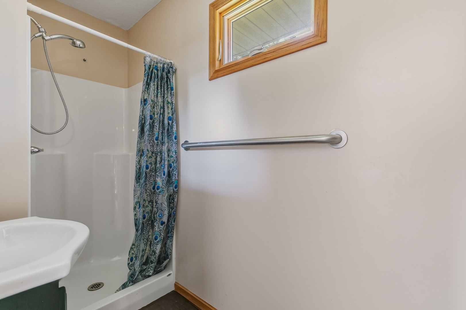 304 1st Avenue Property Photo 17