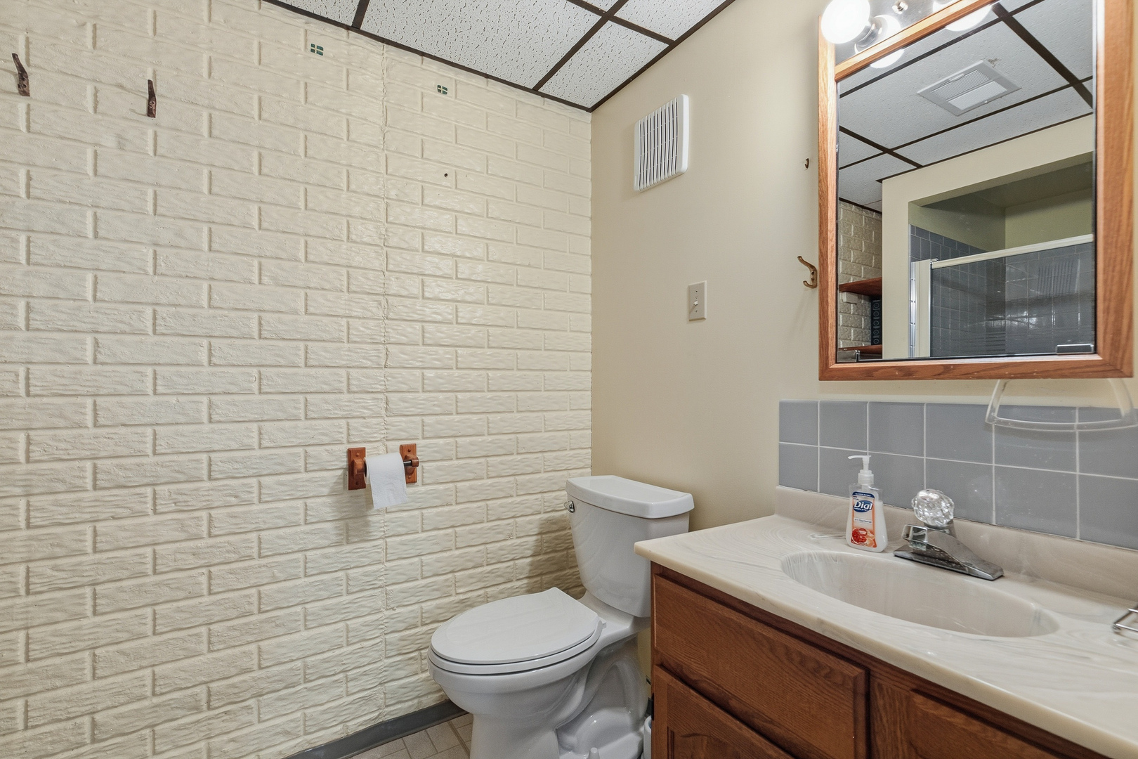 304 1st Avenue Property Photo 27
