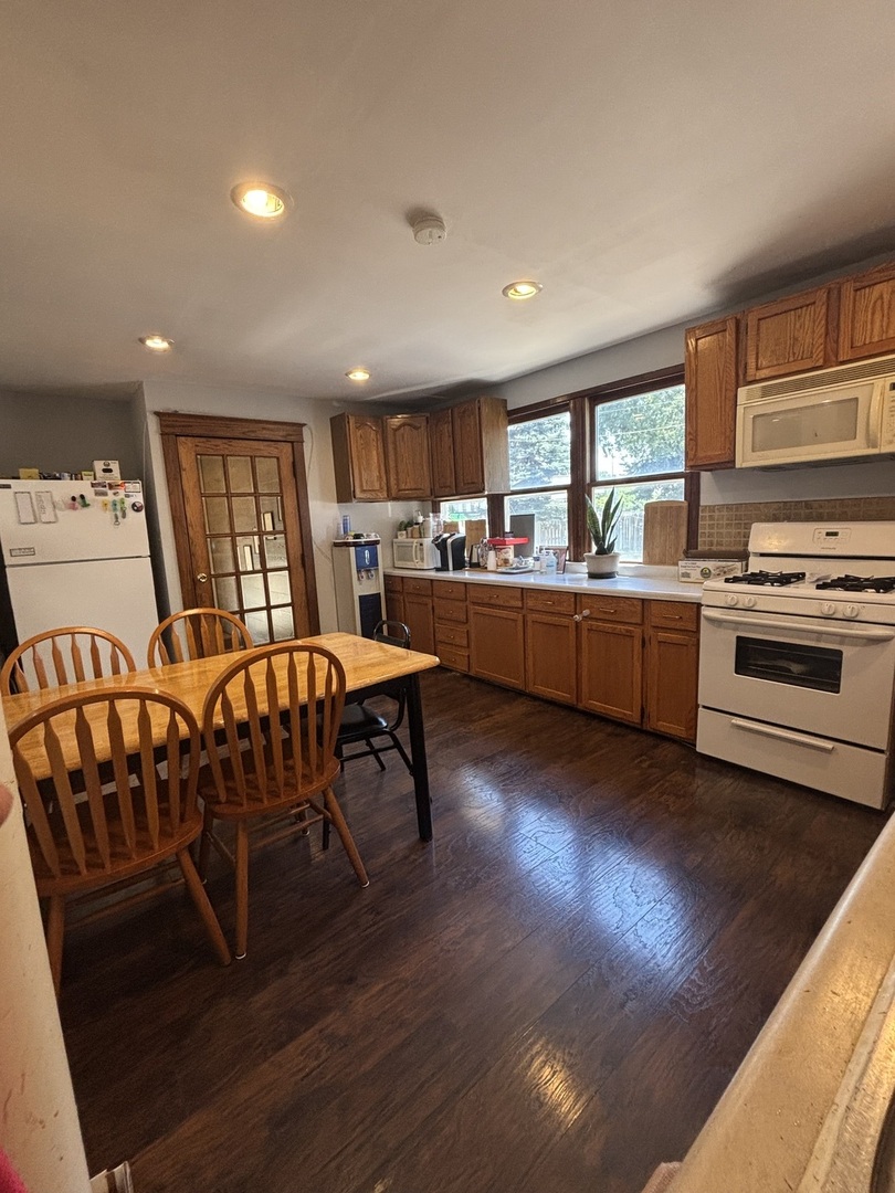 4825 W Jarlath Street Property Photo 4