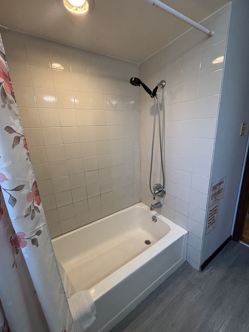 4825 W Jarlath Street Property Photo 16