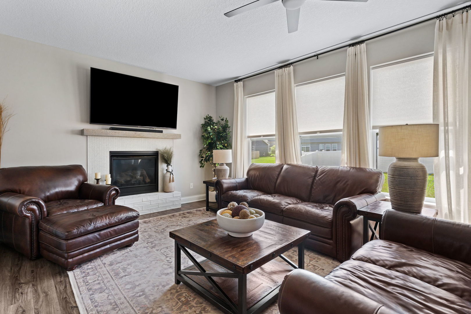 6836 Matthews Court Property Photo 6