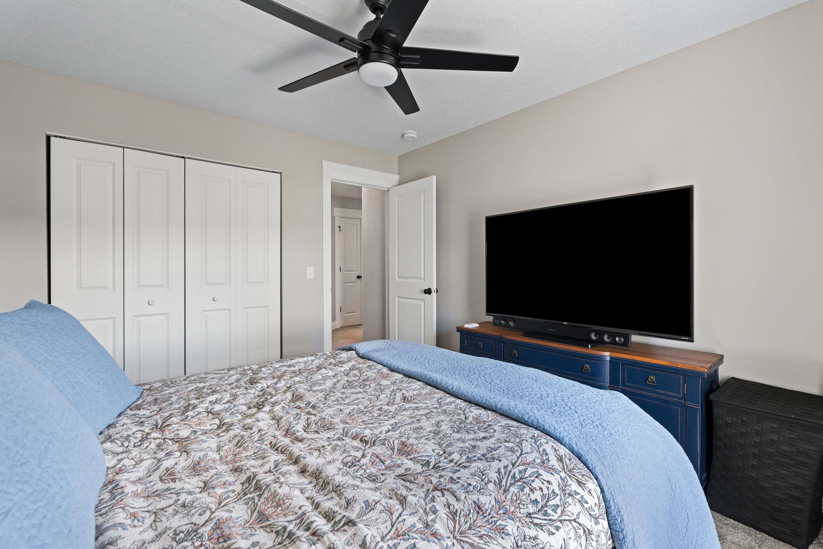 6836 Matthews Court Property Photo 26