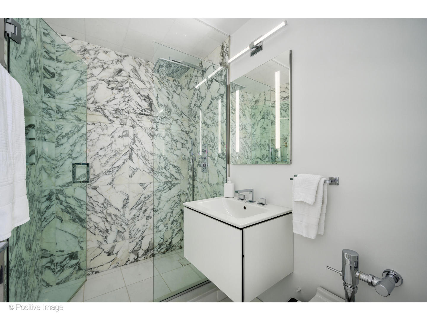 1555 N Dearborn Parkway 14ab Property Photo 25