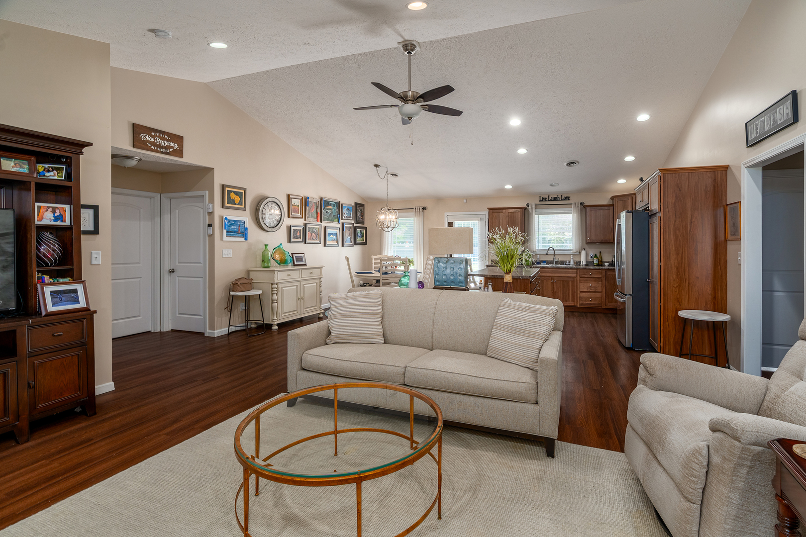 1404 Dew Drop Drive Property Photo 6