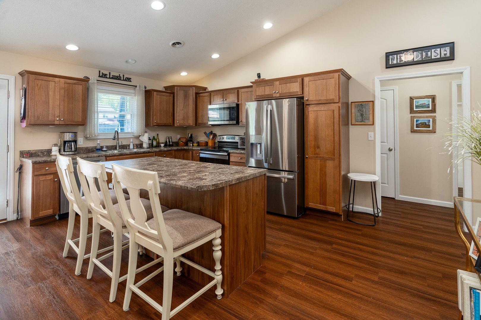 1404 Dew Drop Drive Property Photo 10
