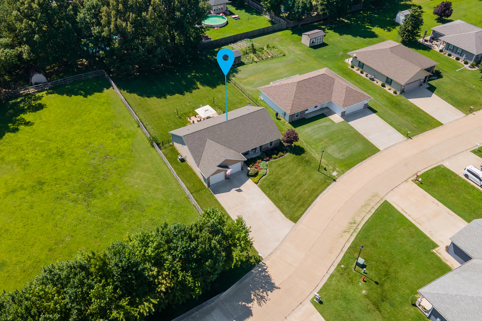 1404 Dew Drop Drive Property Photo 33
