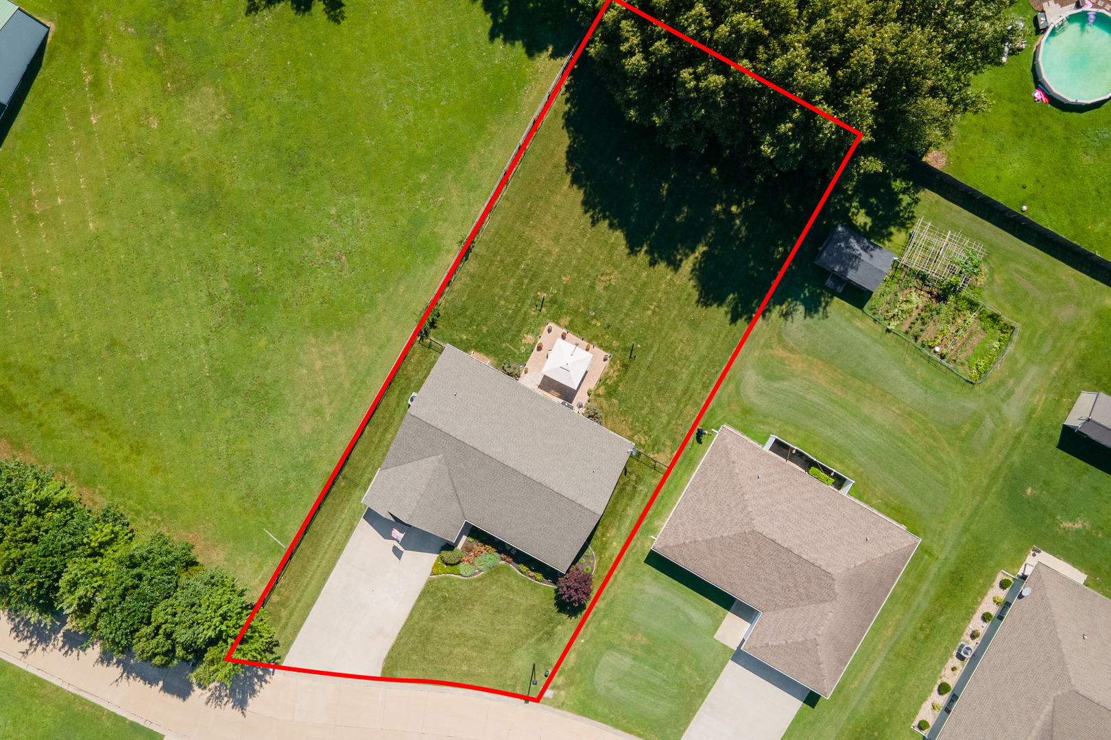 1404 Dew Drop Drive Property Photo 35