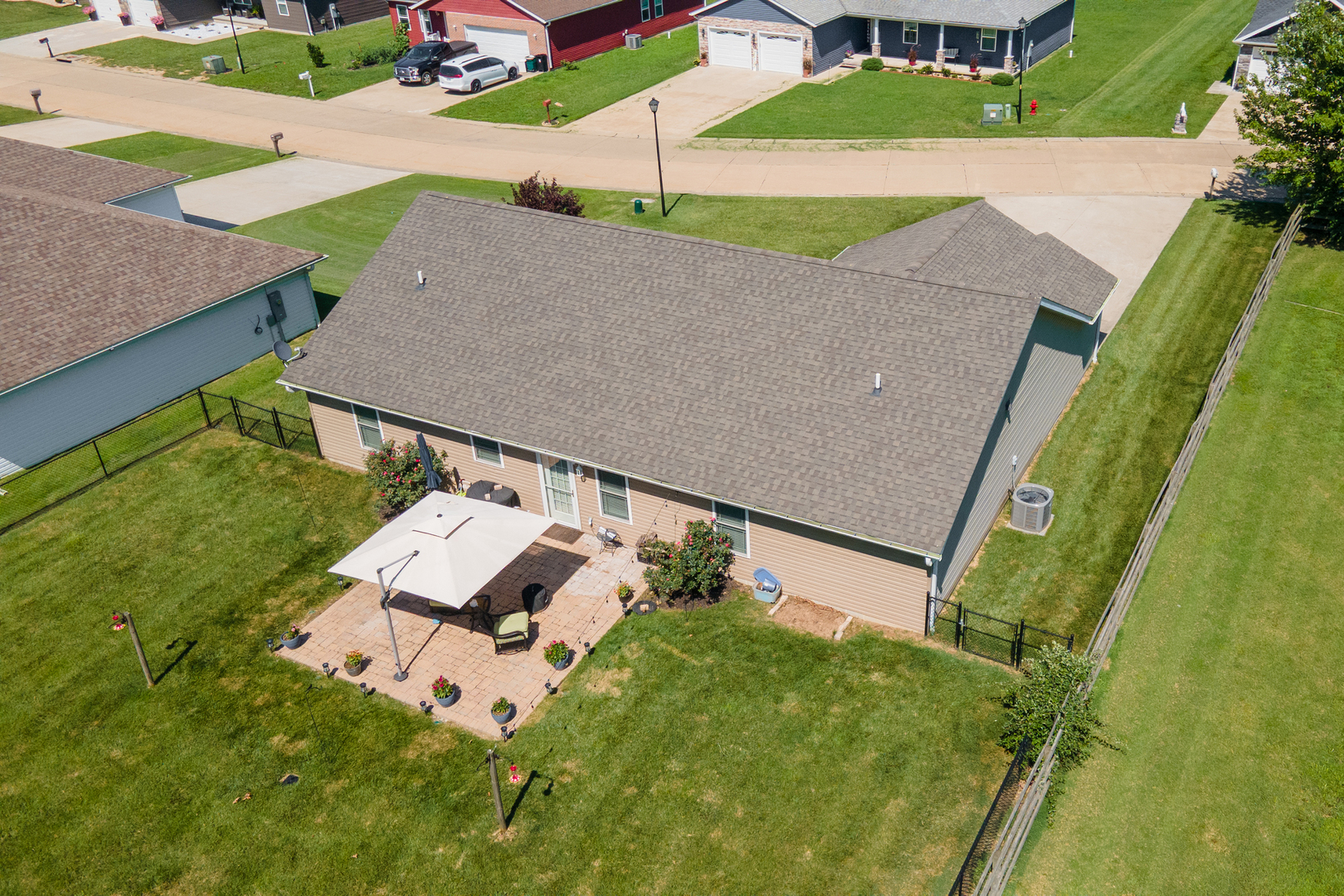 1404 Dew Drop Drive Property Photo 37