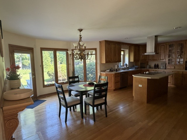 1660 Whistler Court Property Photo 6