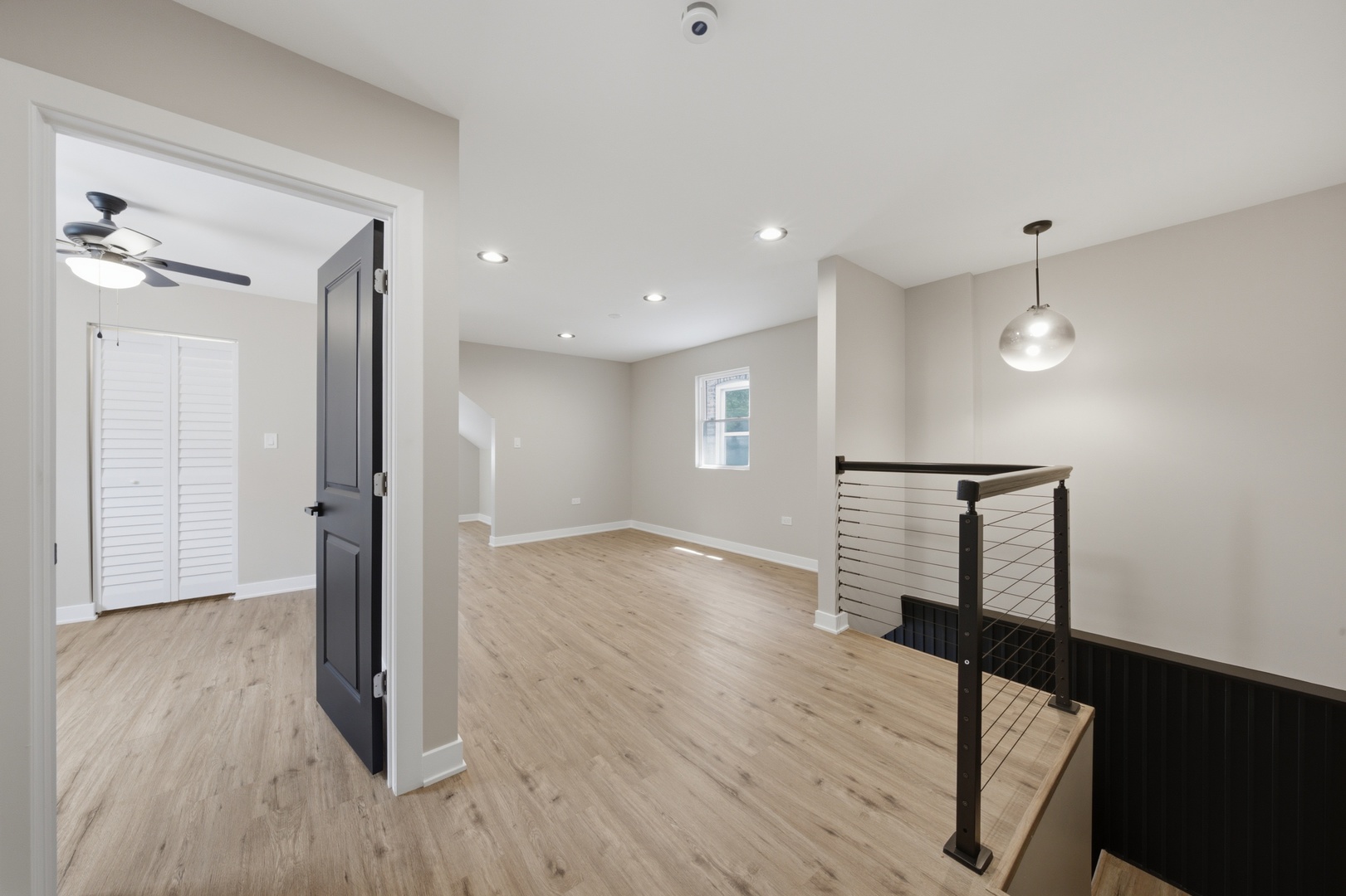 6828 S Champlain Avenue Property Photo 17