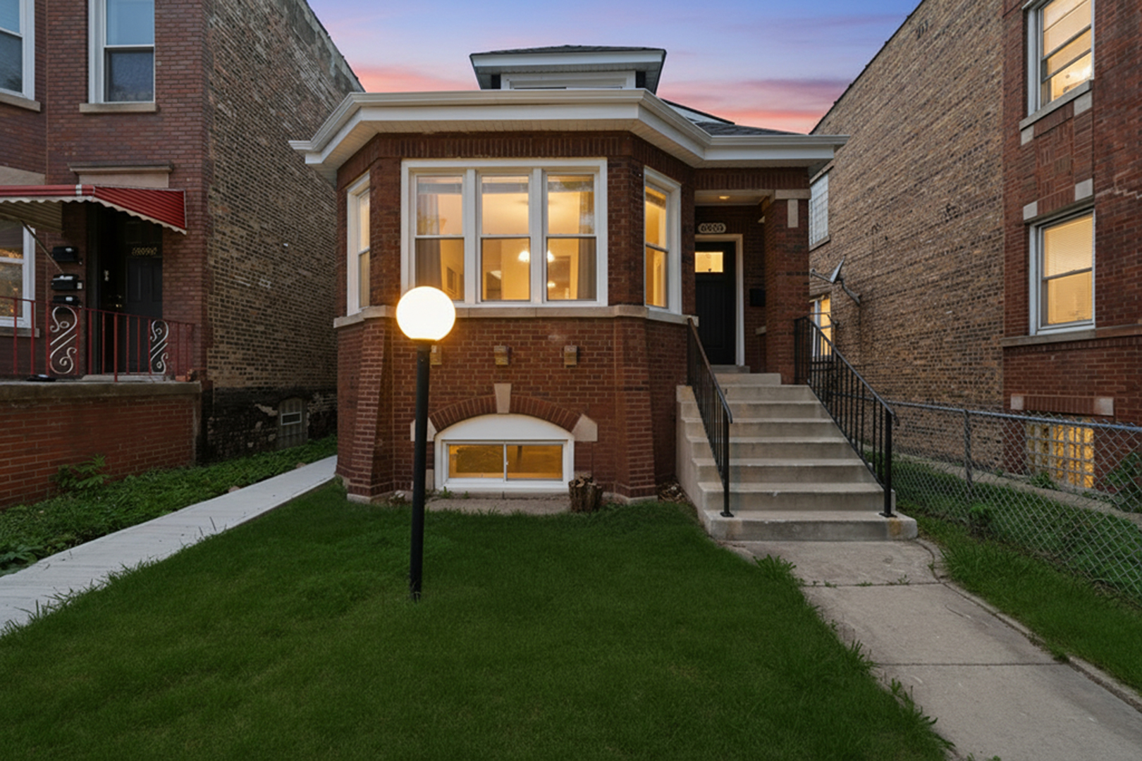 6828 S Champlain Avenue Property Photo 29