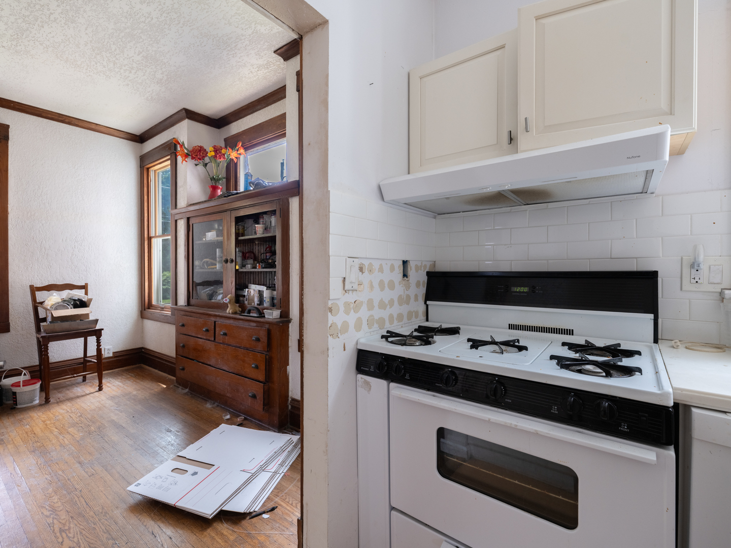 1019 W Mcclure Avenue Property Photo 9