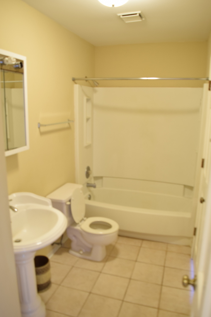 1256 Robin Drive Property Photo 9