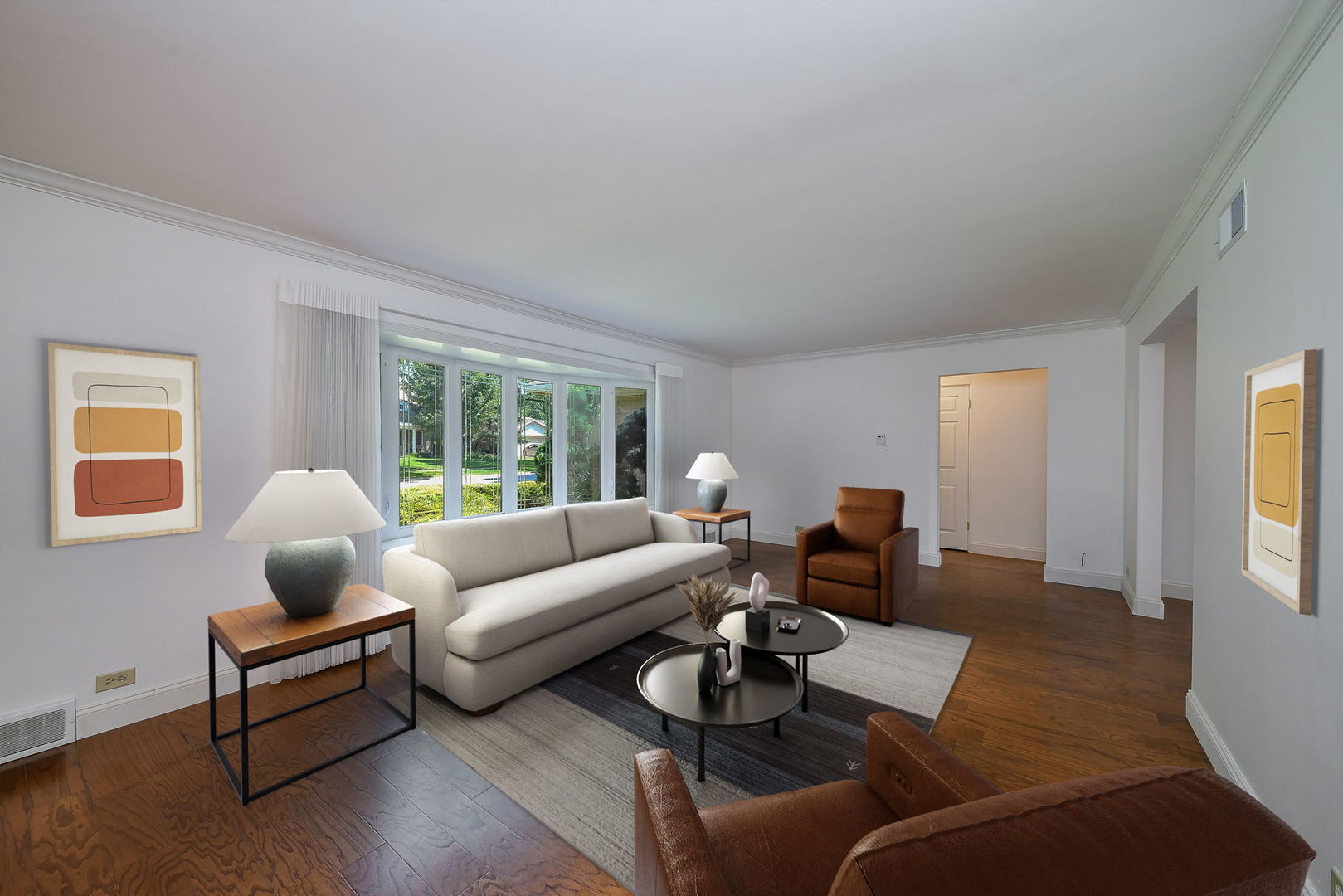 924 S Stone Avenue Property Photo 8