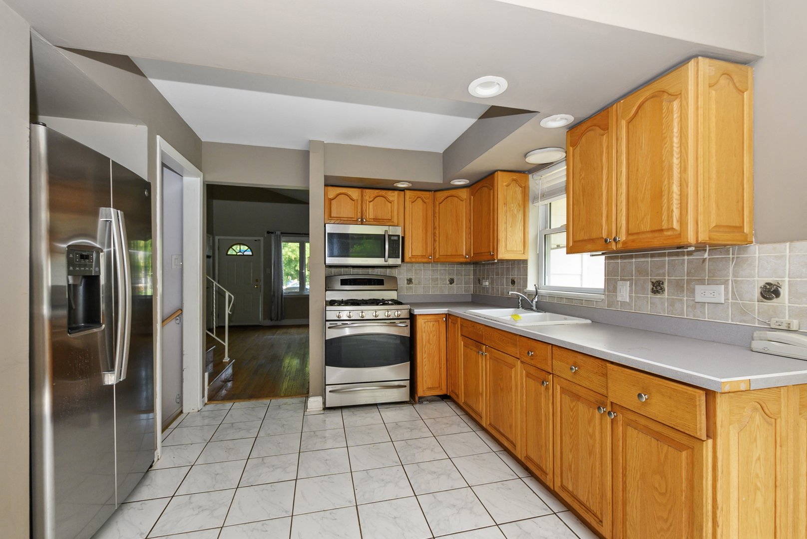 5909 W 99th Street Property Photo 6