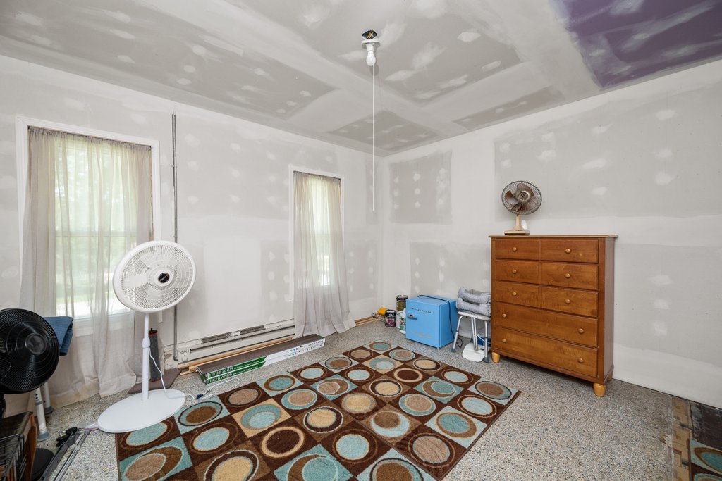 109 E Main Street Property Photo 42