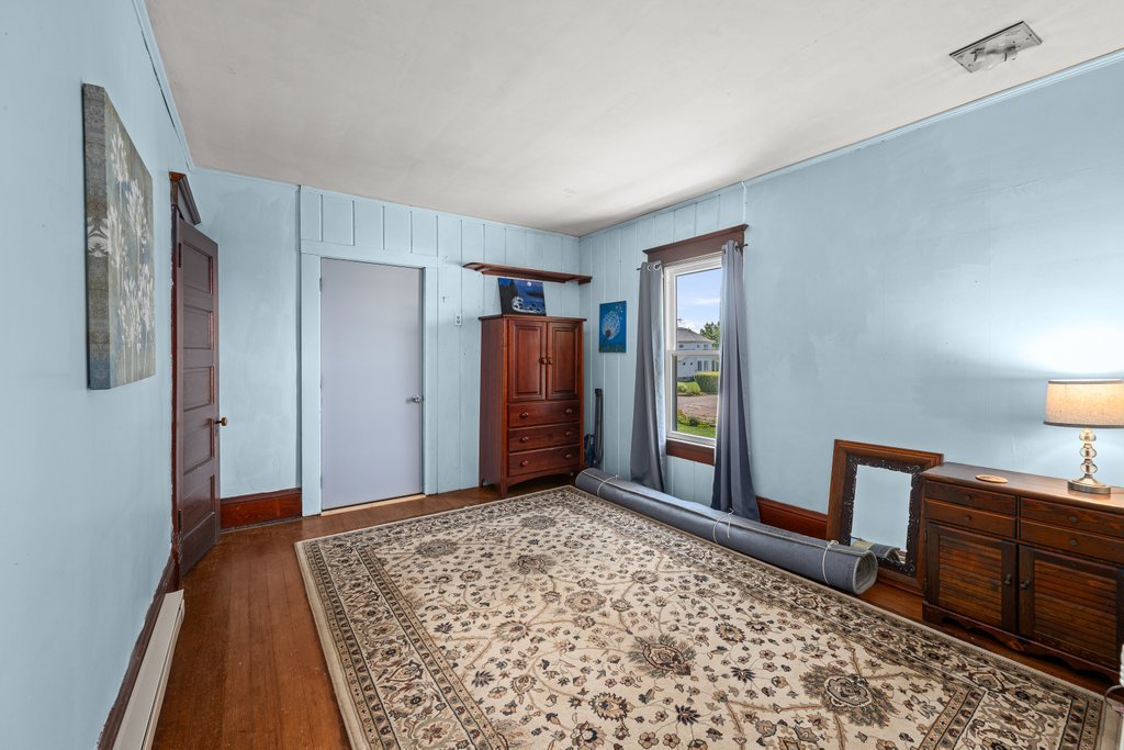 109 E Main Street Property Photo 43