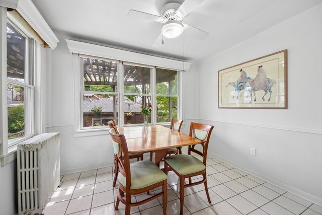 6551 N Maplewood Avenue Property Photo 10