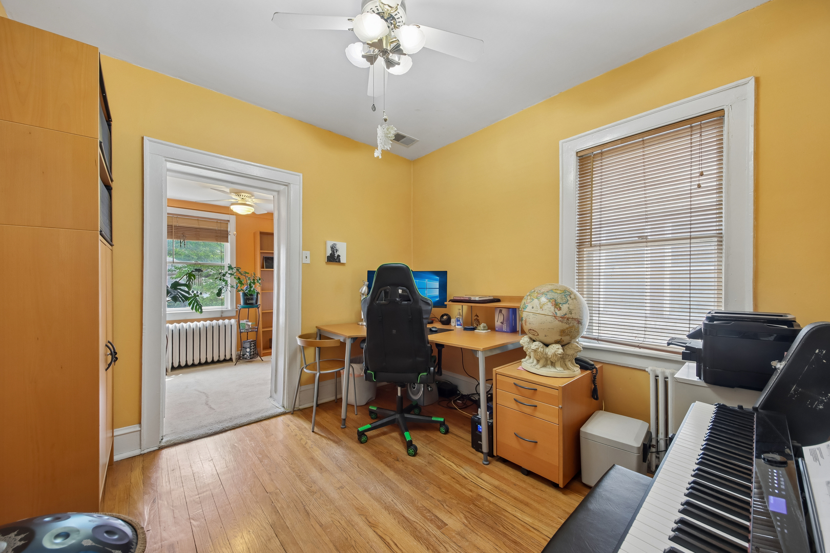 6551 N Maplewood Avenue Property Photo 14