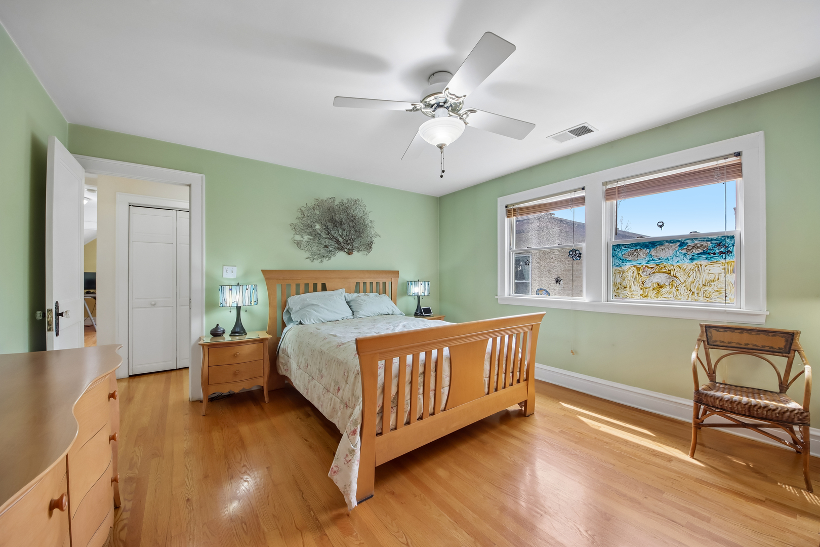6551 N Maplewood Avenue Property Photo 19