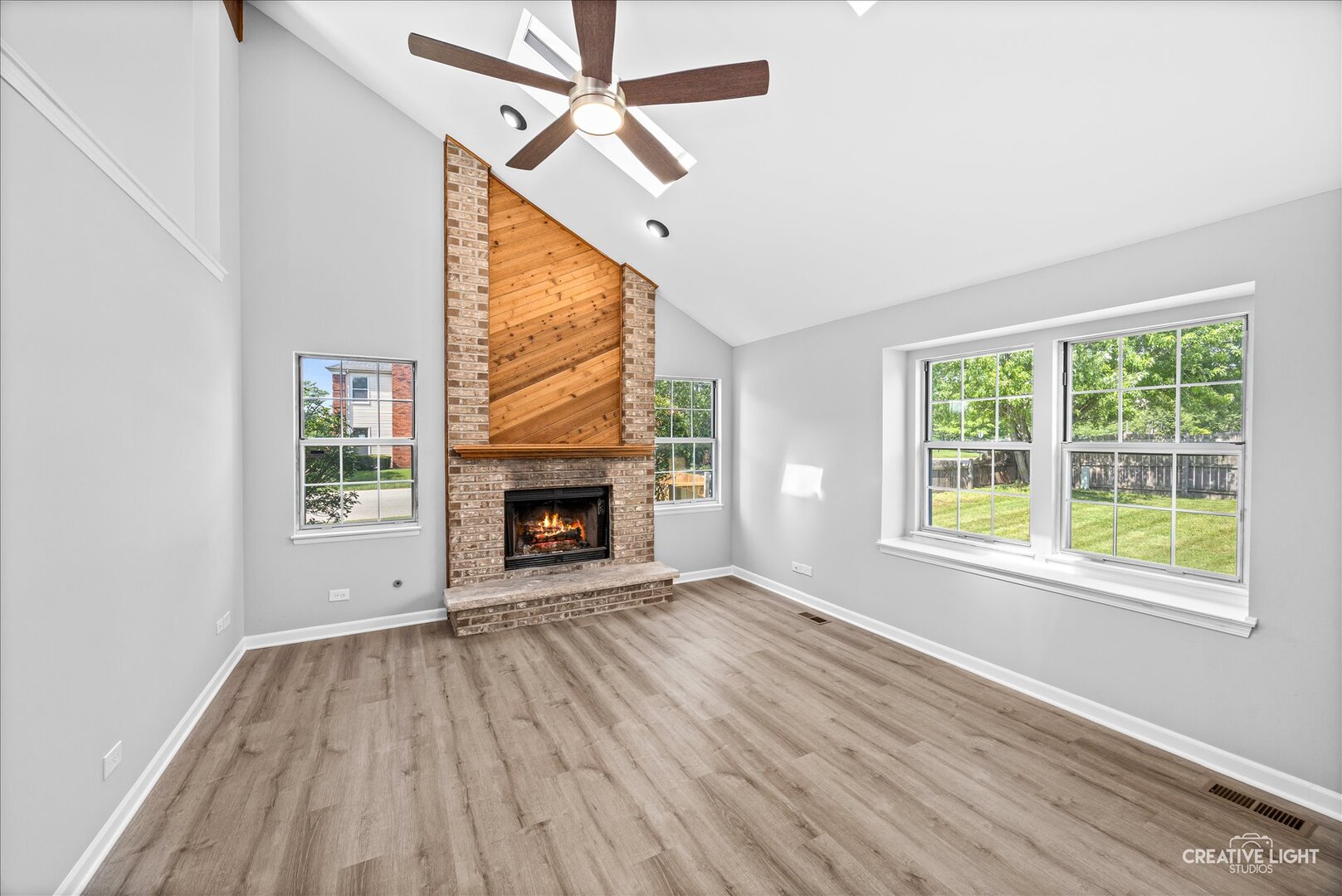 380 Regency Court Property Photo 10