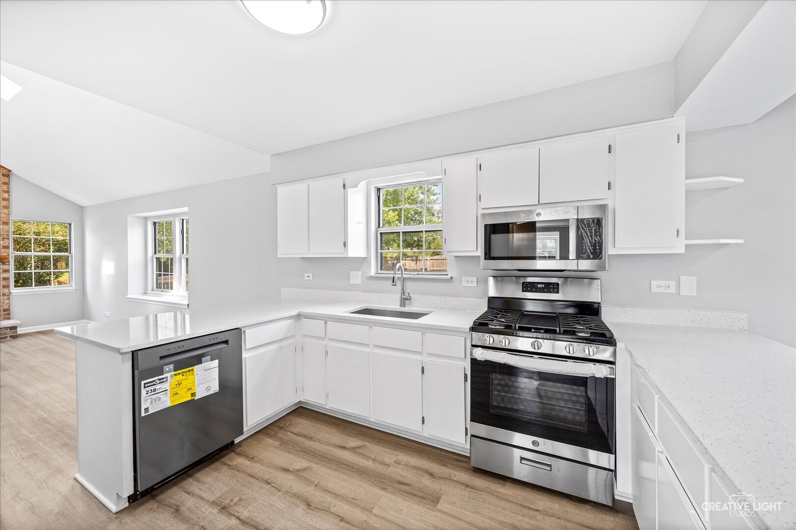 380 Regency Court Property Photo 15
