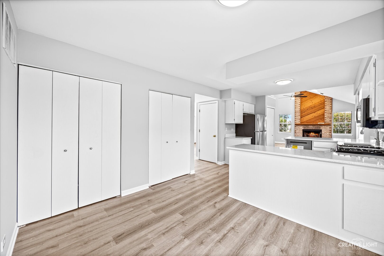 380 Regency Court Property Photo 18