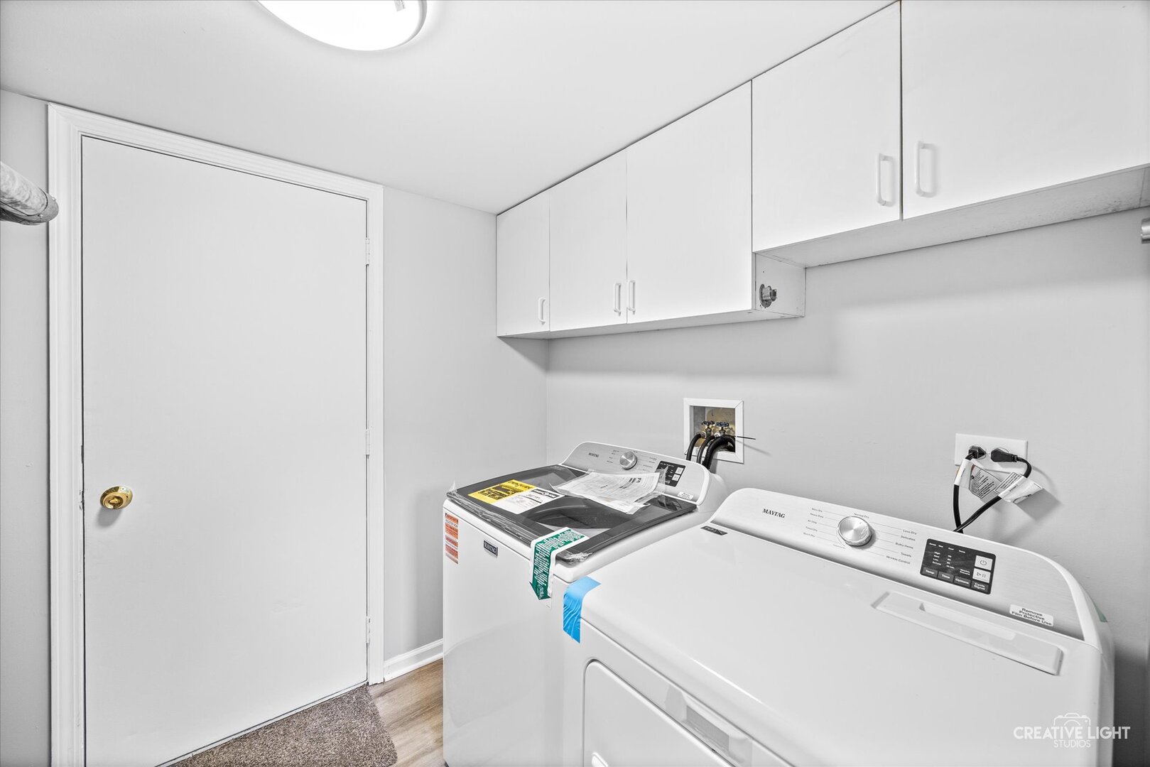 380 Regency Court Property Photo 20