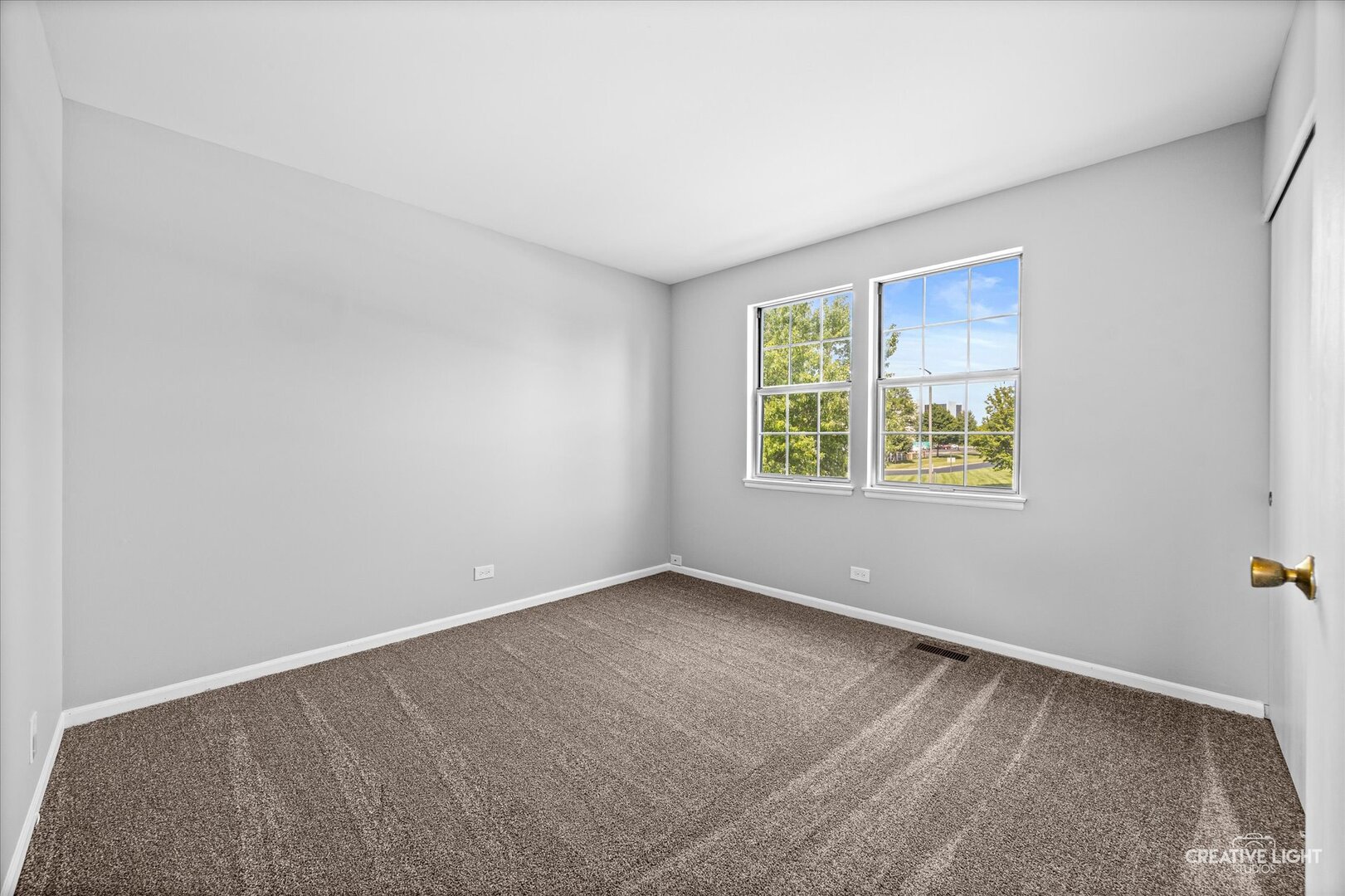 380 Regency Court Property Photo 22