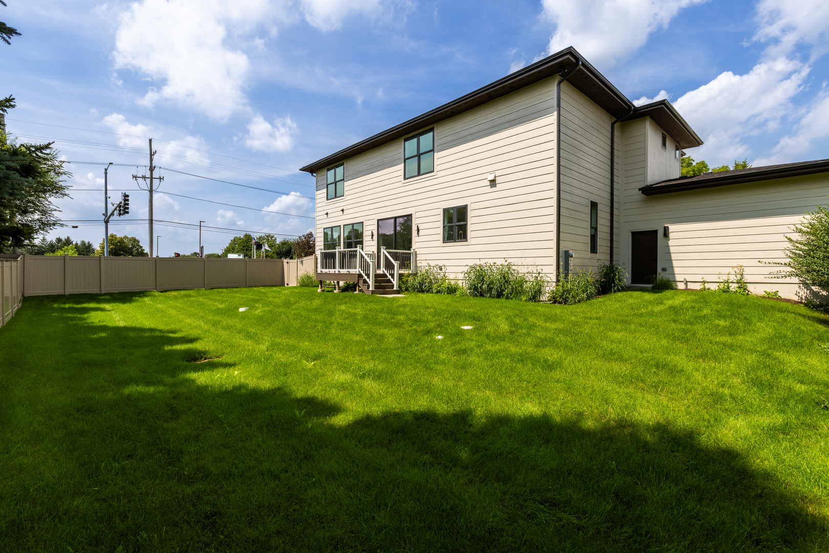949 Internationale Parkway Property Photo 8