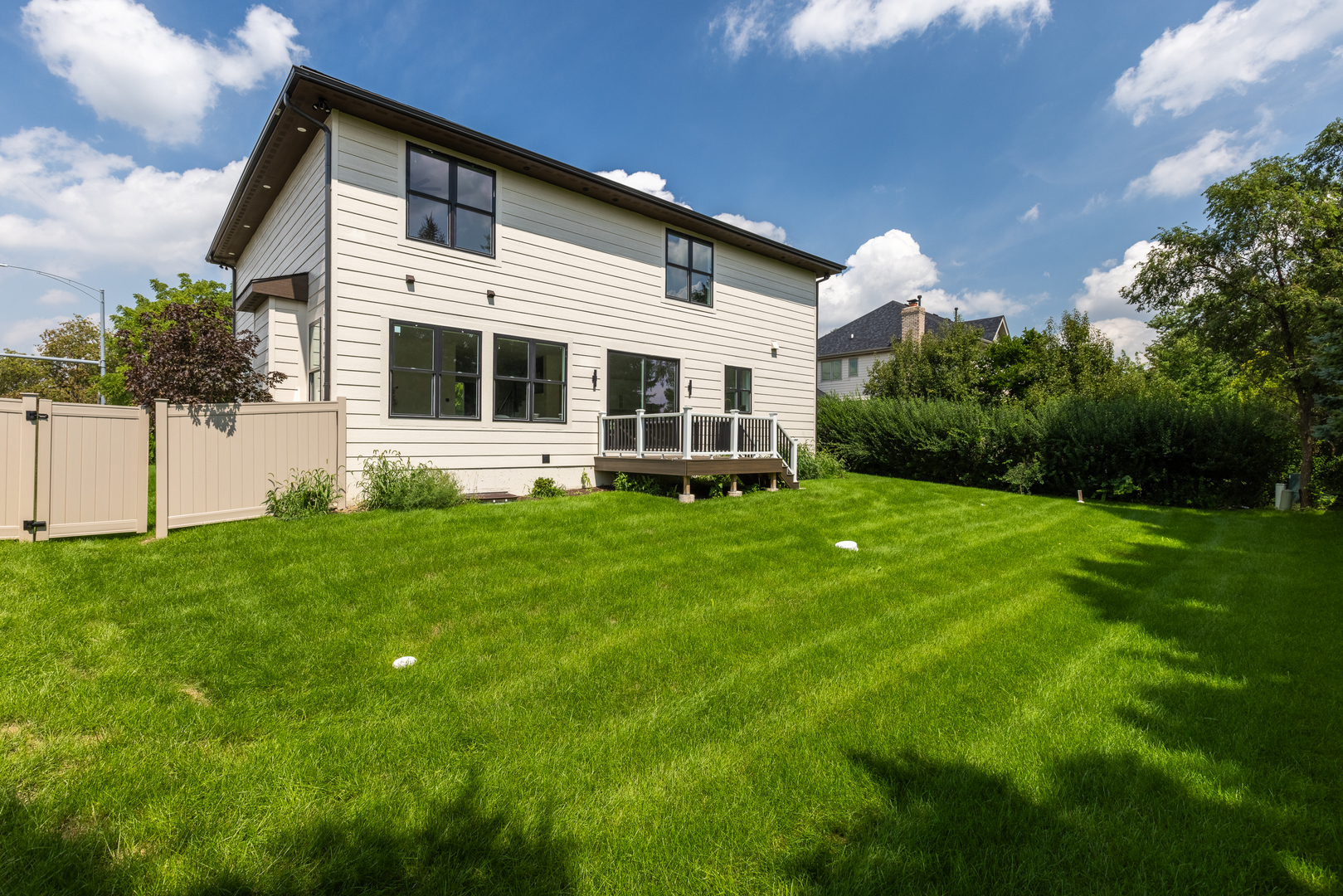 949 Internationale Parkway Property Photo 9