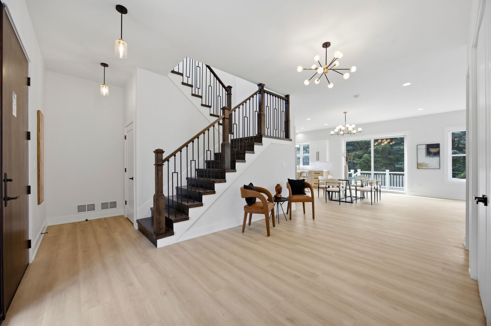 949 Internationale Parkway Property Photo 13