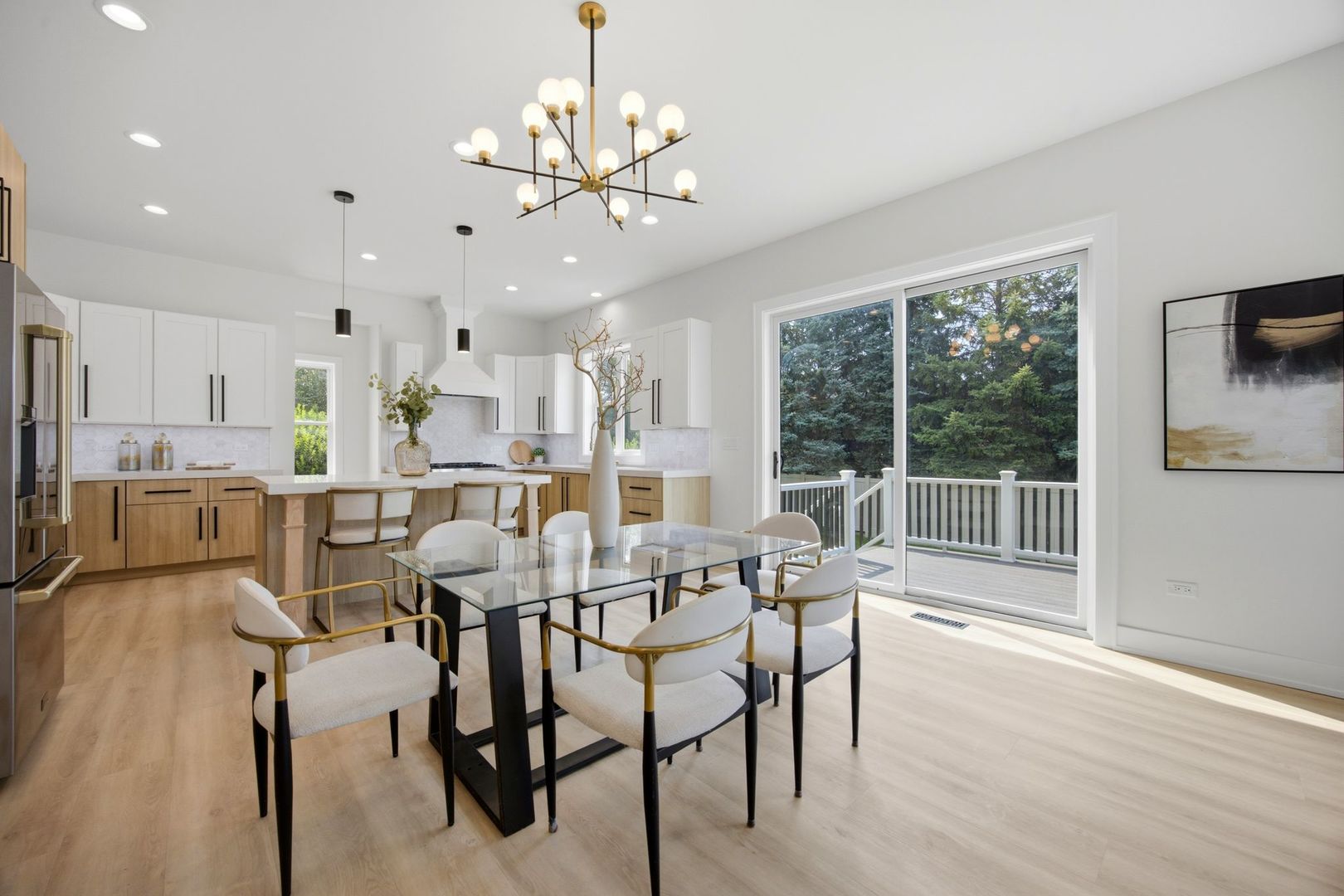 949 Internationale Parkway Property Photo 15