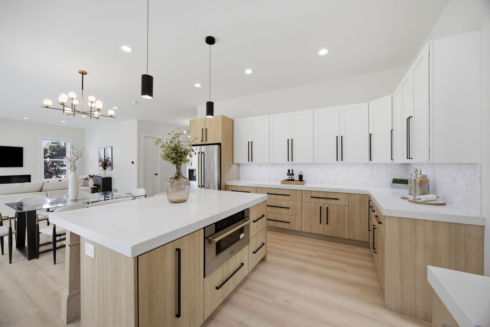 949 Internationale Parkway Property Photo 25