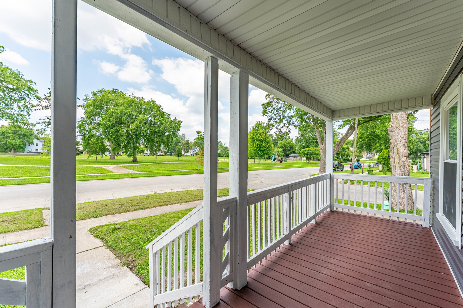 1076 E Maple Street Property Photo 43