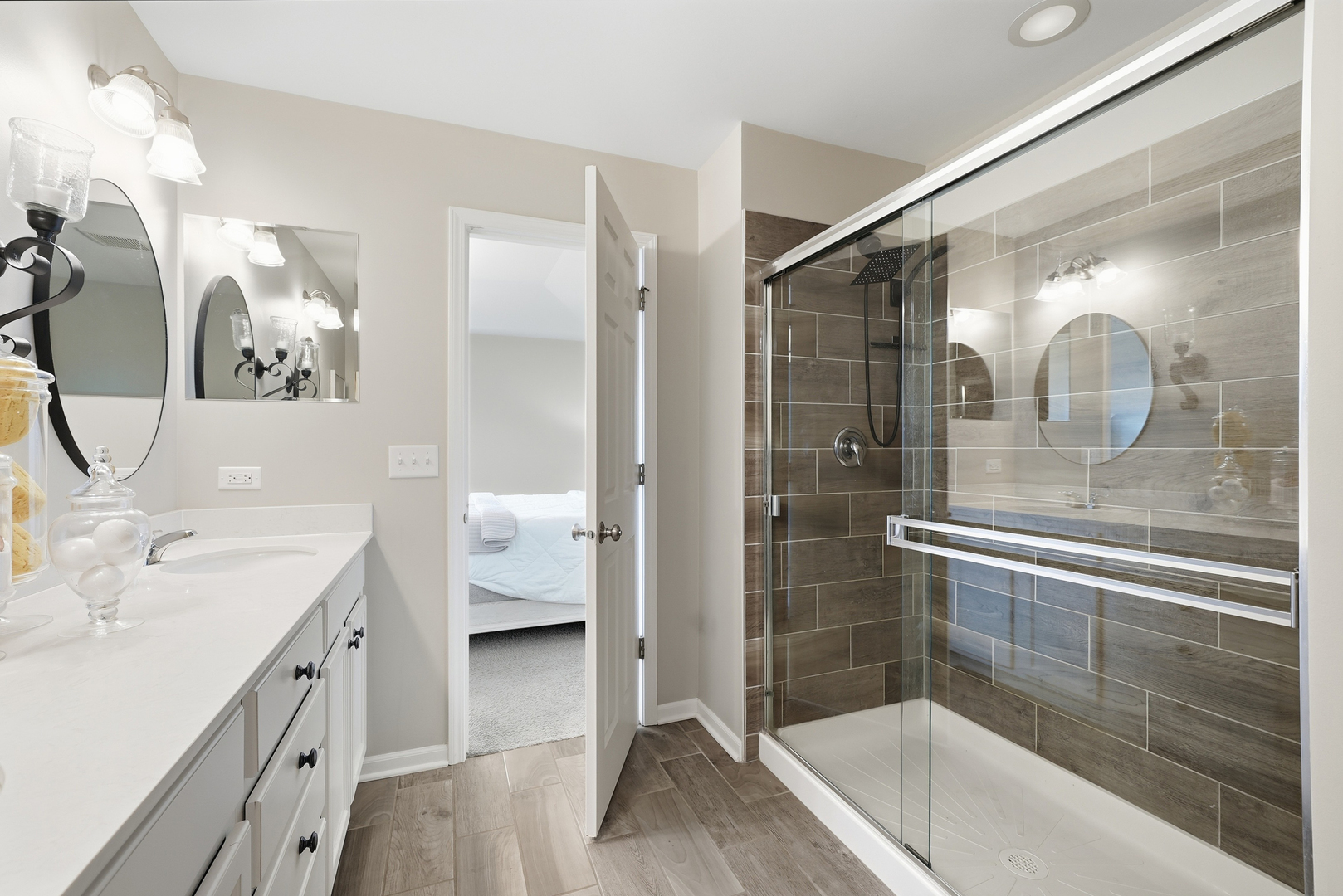 2546 Huntleigh Lane Property Photo 16