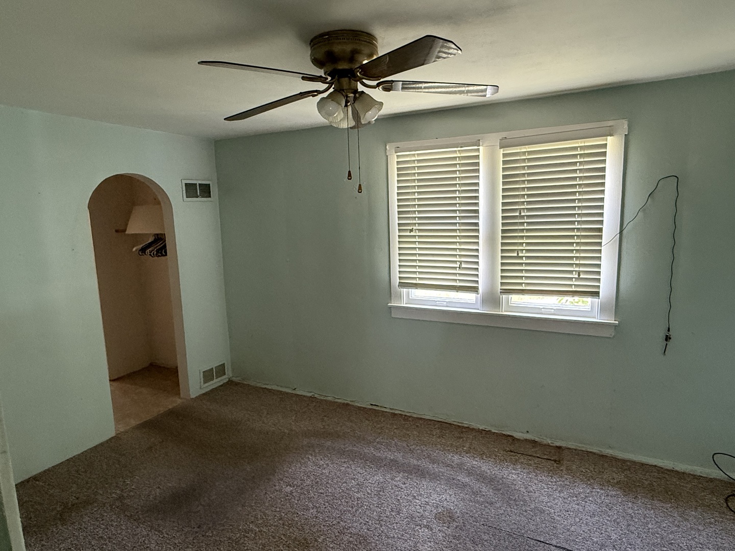 332 N Jones Avenue Property Photo 4