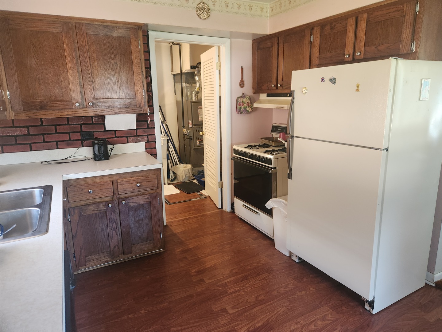 6145 W 83rd Street Property Photo 4